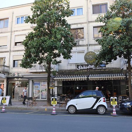 Sol Hotel Shkodër 外观 照片