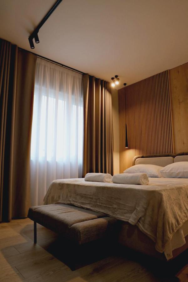 Sol Hotel Shkodër 外观 照片