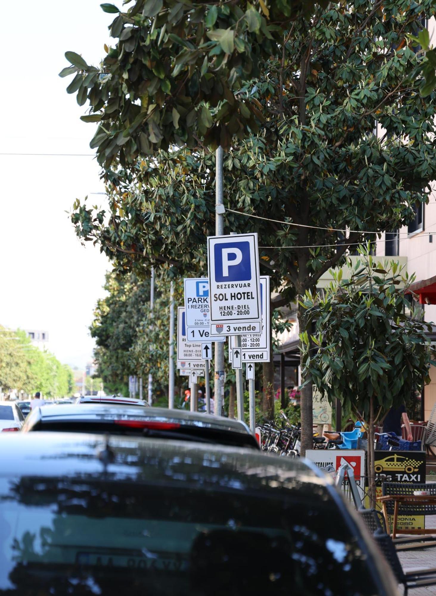 Sol Hotel Shkodër 外观 照片
